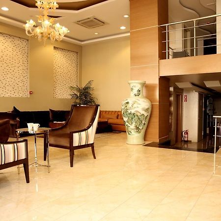 Way Hotel อิซมีร์ ภายนอก รูปภาพ